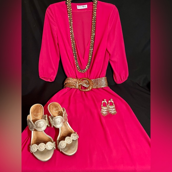 Beautiful Long Multi-Beaded Antique Gold, Bronze Hematite color Beaded Necklace - Picture 3 of 4